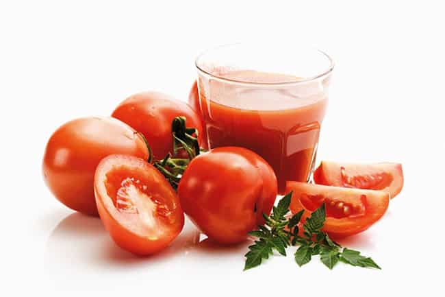 Cà chua giàu vitamin A và C giúp tăng thị lực cho mắt