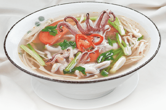 Canh râu mực nấu ngót