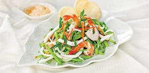 Gỏi hải sản rau nhút