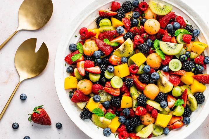 10+ món salad trái cây cho chị em giữ dáng đón Tết