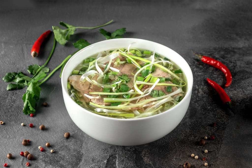 Phở bò là một trong những món ăn ngon miền Bắc đặc trưng