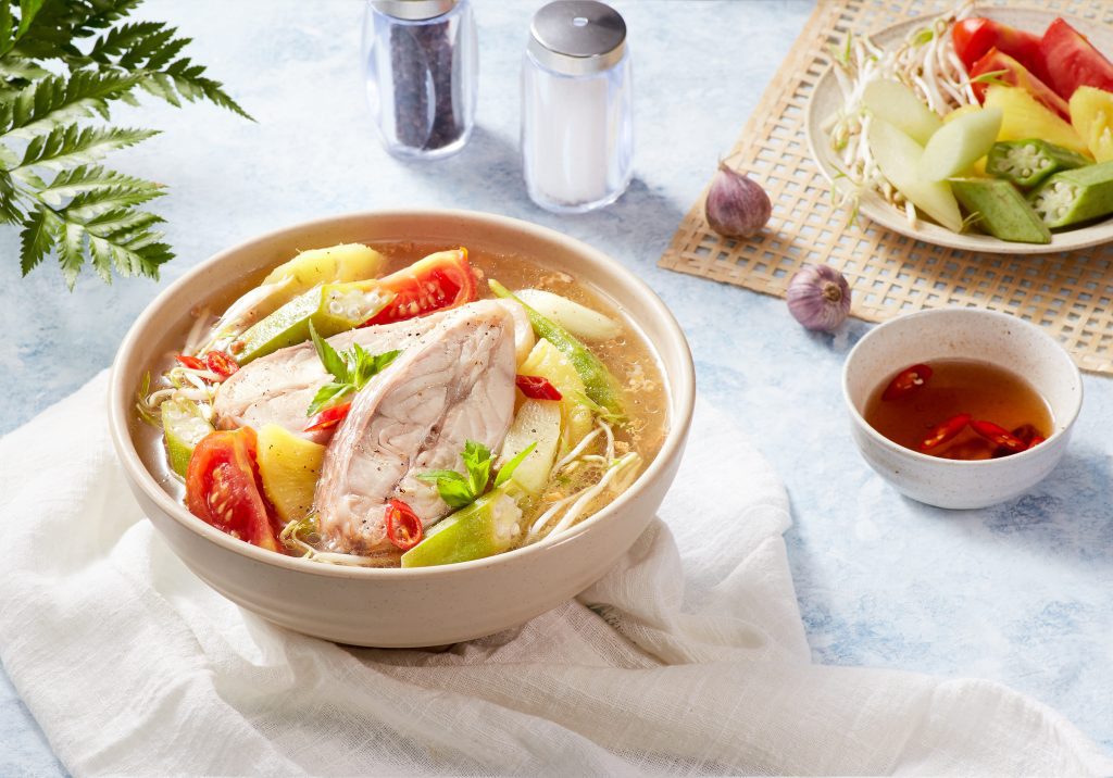 Món canh chua cá lóc dân dã, thanh mát