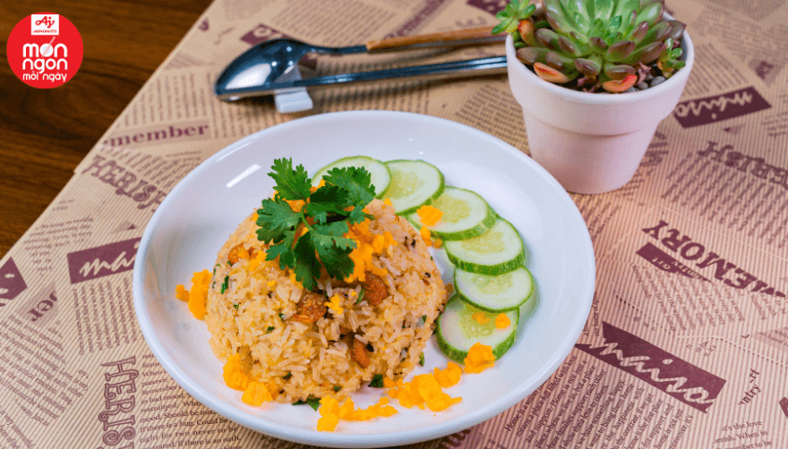 CƠM TÔM TRỨNG MUỐI