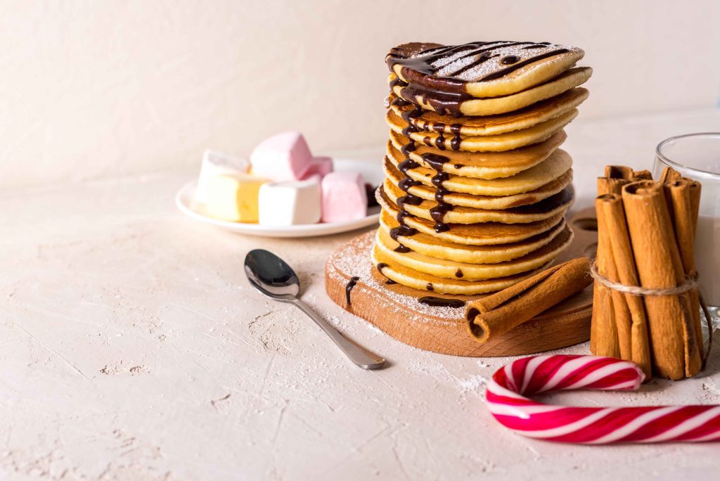 Món Pancake socola giáng sinh bắt mắt, thơm ngon, chiều lòng mọi lứa tuổi