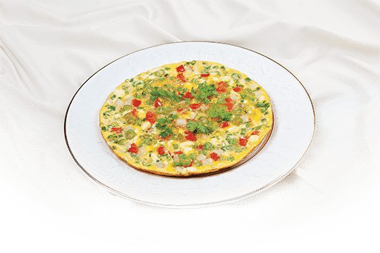 Món trứng chiên rau củ xốt mayonnaise là lựa chọn vừa ngon miệng, vừa tiết kiệm thời gian cho bữa ăn hàng ngày