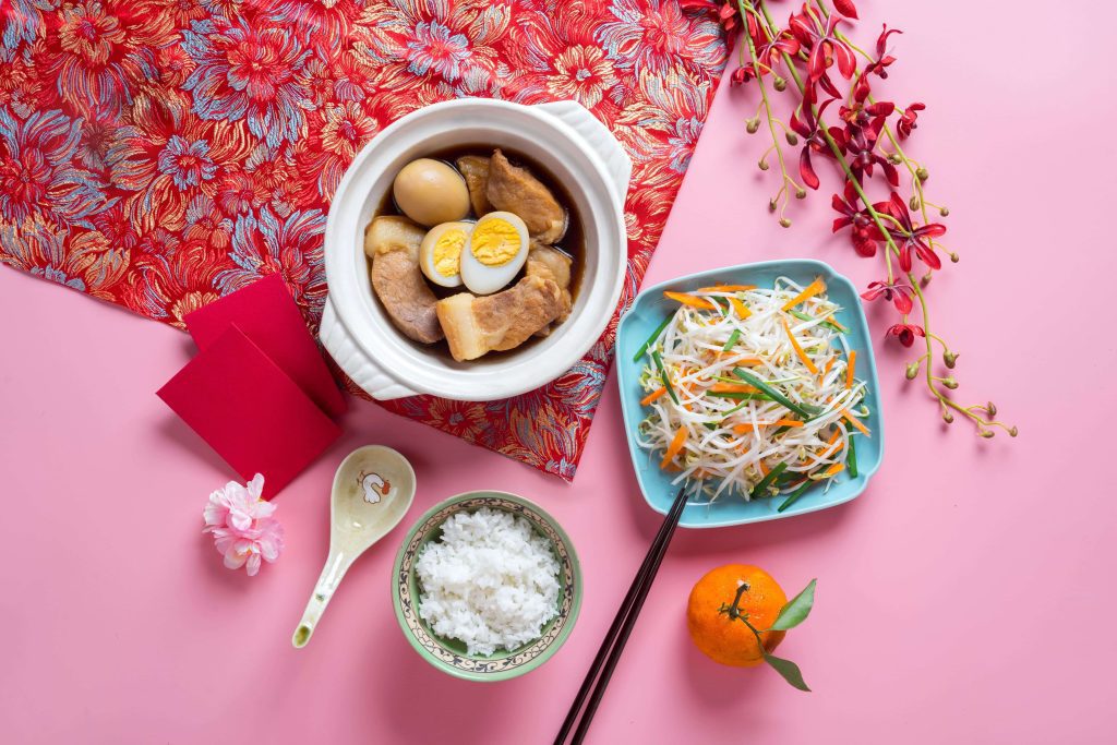 Tết truyền thống của người miền Nam không thể thiếu món thịt kho nước dừa rất ngon và bổ dưỡng.