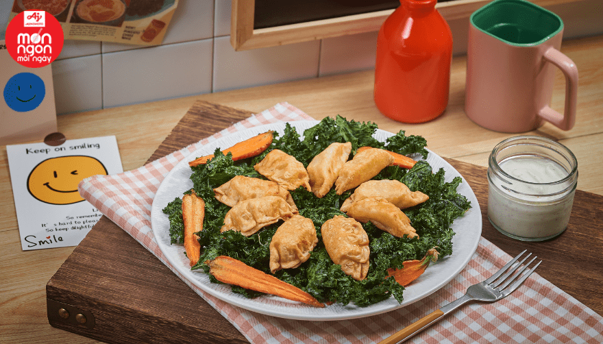 GYOZA  DÙNG NỒI CHIÊN KHÔNG DẦU ĂN KÈM RAU CỦ SẤY