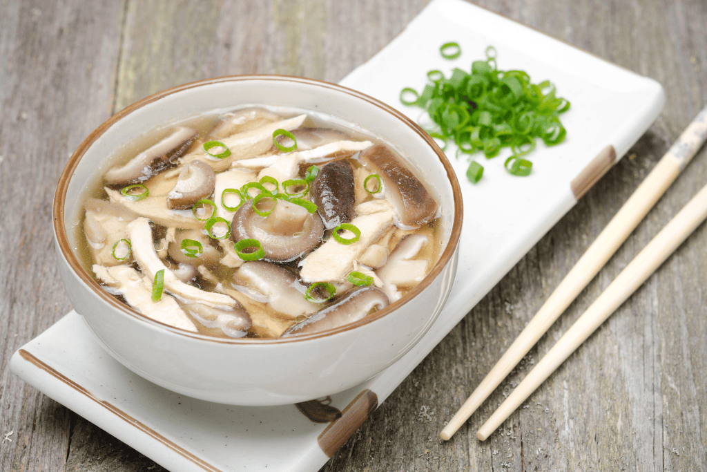 cách nấu canh gà nấm mỡ ngọt thanh
