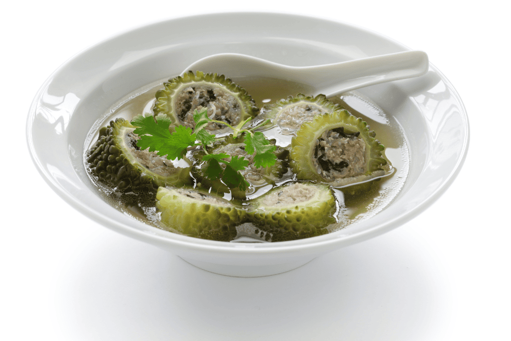 canh khổ qua nhồi thịt cho bữa cơm gia đình