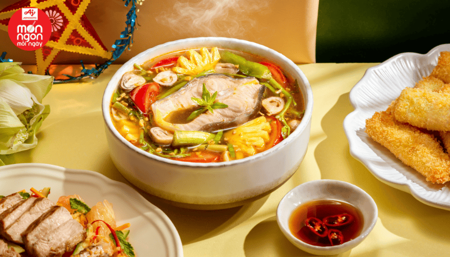 Canh cá tầm vị Thái chua cay hài hòa, cá mềm ngọt, hấp dẫn cho mâm cơm Trung Thu