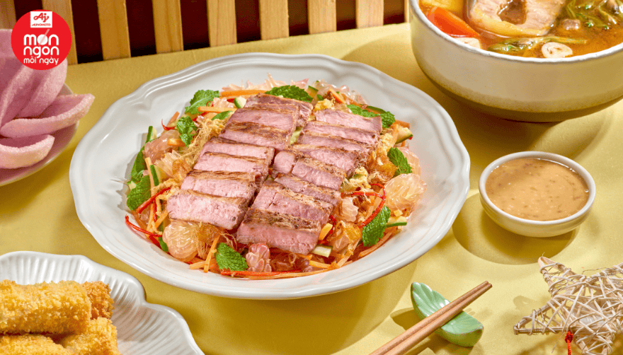 Gỏi bưởi thịt bò xốt mè rang chua ngọt, thanh mát, hợp mâm cỗ Trung Thu sum vầy