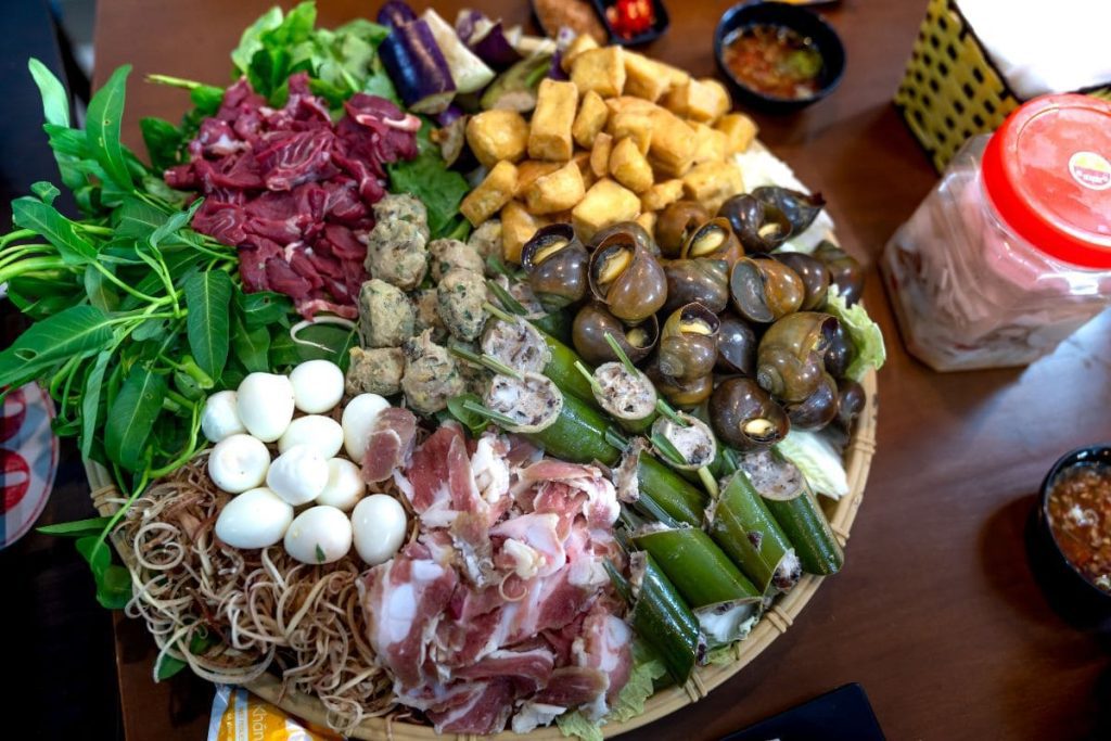 lẩu ốc bươu thả