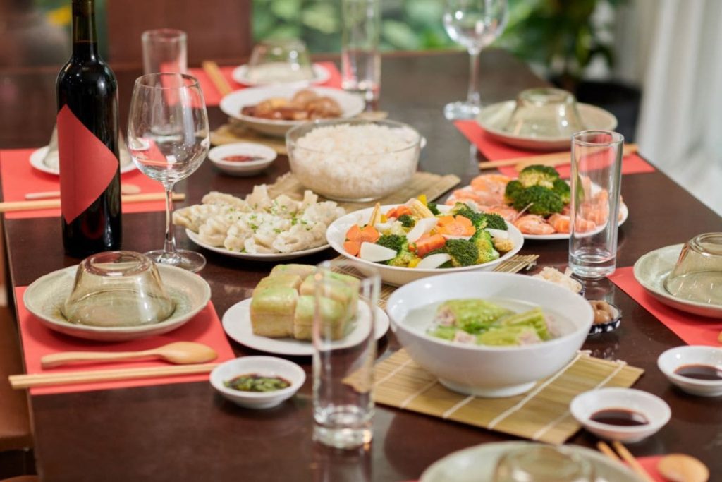 mâm cỗ 1 triệu đãi được bao nhiêu khách